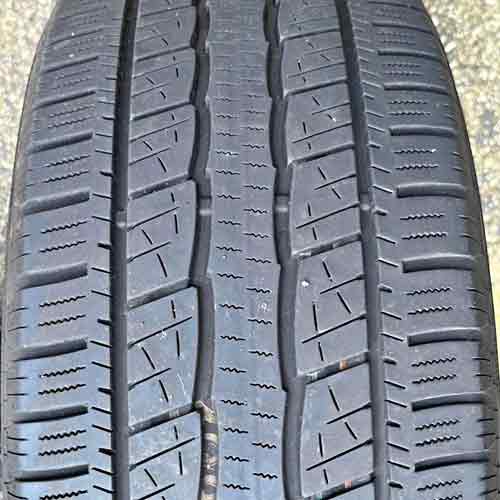 General Grabber HTS60 tread