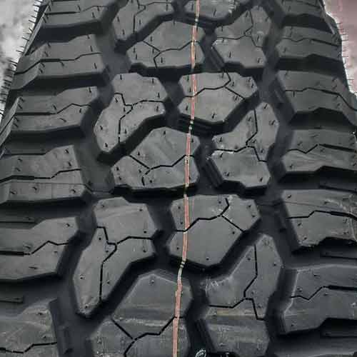 Falken Wildpeak RT tire tread