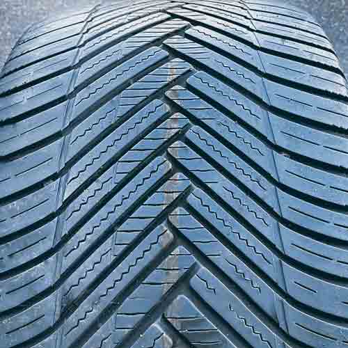 Hankook Kinergy 4S2